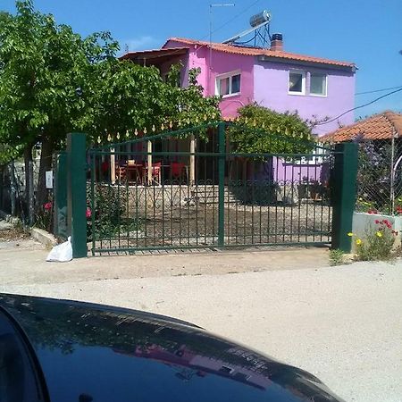 ניאה פלאגיה Villa Julia מראה חיצוני תמונה