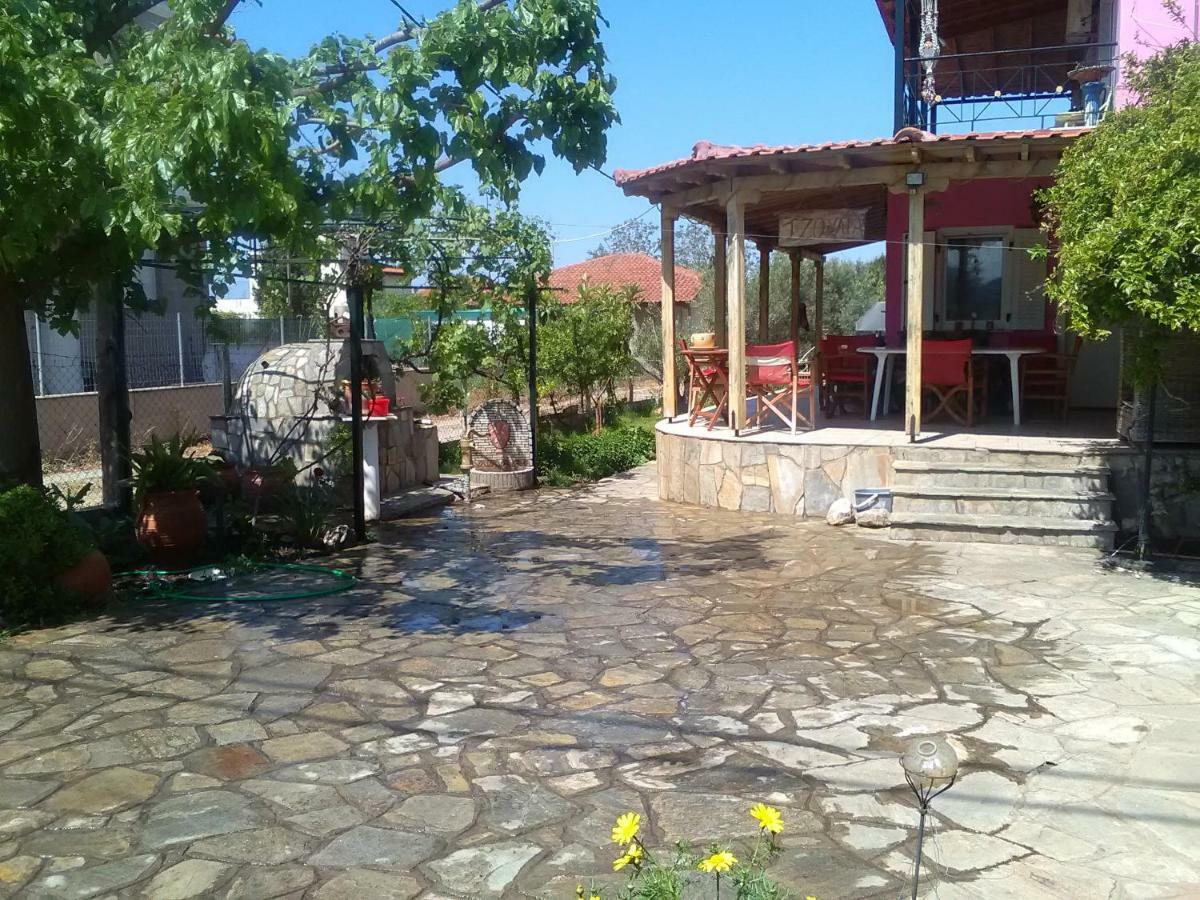 ניאה פלאגיה Villa Julia מראה חיצוני תמונה