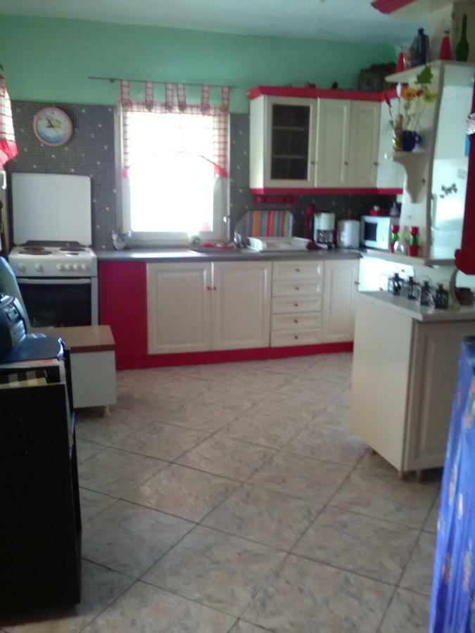 ניאה פלאגיה Villa Julia מראה חיצוני תמונה